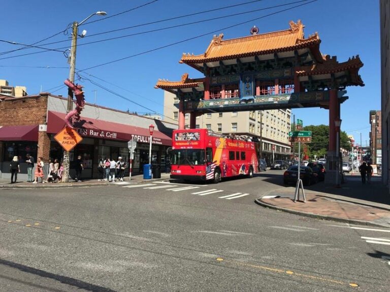 City Sightseeing Seattle: HOHO Bus Tour + Locks Cruise - The Bus Route and Stops