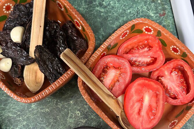 Class of Sauces and Tortillas in Mexico City - What’s Included and What’s Not