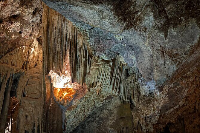 Classic Cave Tour at Colossal Cave - The Geology and Formations: What You’ll See