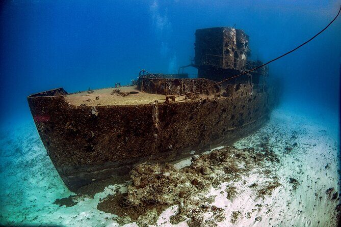 Clear Boat Adventure to Shipwrecks and Snorkel - FAQ