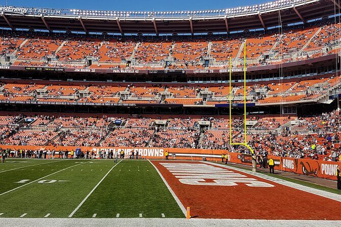 Cleveland Browns Football Game Ticket at Huntington Bank Field - Practical Tips for Travelers