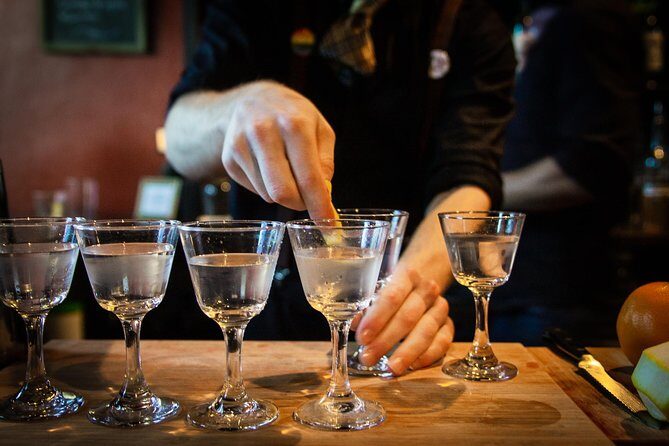 Cocktails & Tastes Tour in Colorado Springs - Who Is This Tour Best For?