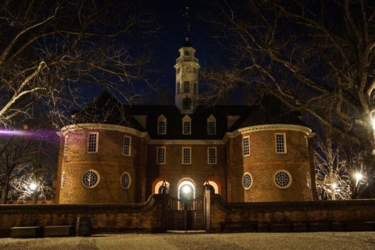 Colonial Ghosts: Ghostly Whispers of Williamsburg Ghost Tour - A Detailed Look at the Experience