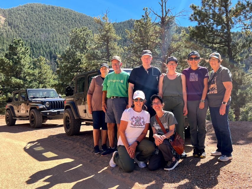 Colorado Springs: Garden of the Gods Guided Jeep Tour