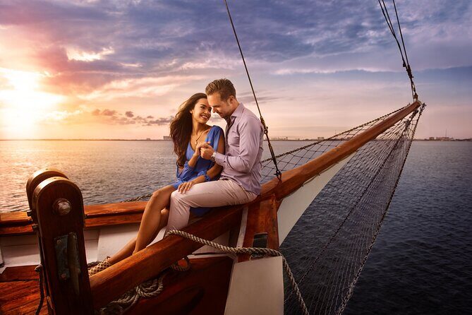 Columbus Romantic Dinner in Cancún - Who Will Love This Tour?