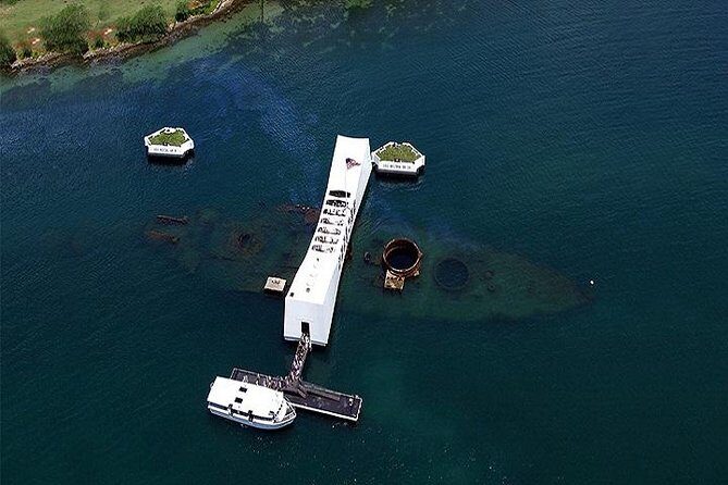 Complete Pearl Harbor Experience Tour from Waikiki Area Hotels - USS Bowfin Submarine & Museum: An Underwater Perspective