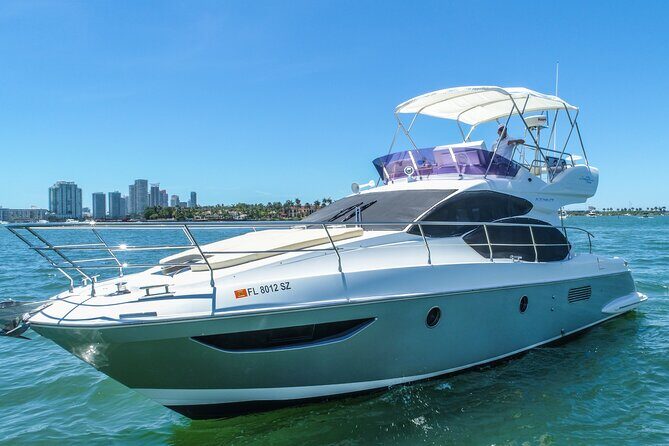 Cruise Miami in a Luxurious Azimut Flybridge Yacht - What to Expect During Your Cruise