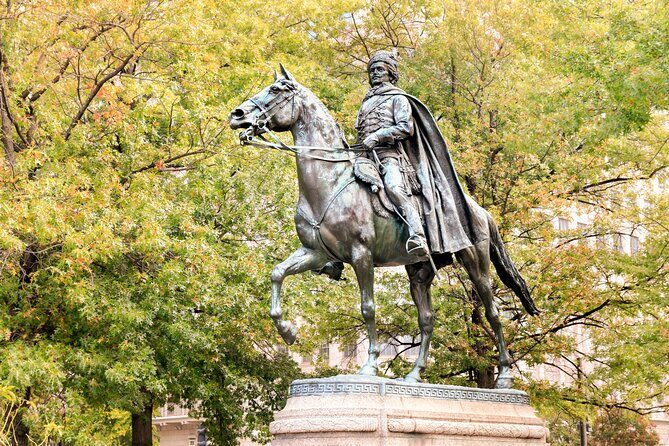 D.C.s Hidden Observation Deck to Lincolns Last Moments - Practical Considerations