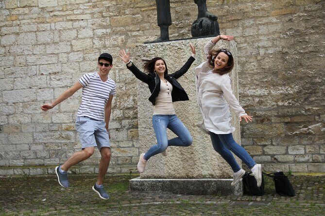 Dallas Scavenger Hunt & Self-Guided Tour - A Balanced View: Pros and Cons