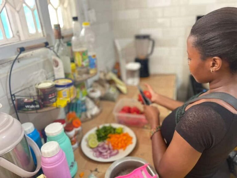 Dar es Salaam: Taste of Tanzania Cooking Class and Food Tour - What the Reviews Say