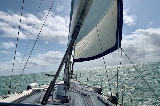 Day Sailing Adventure in the Florida Marine Sanctuary - What’s Included and Not Included