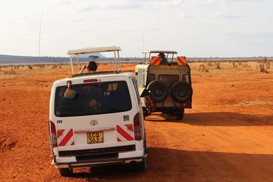 Day Tour of Tsavo East National Park from Mombasa/Diani - Entering Tsavo East: Gates and First Impressions