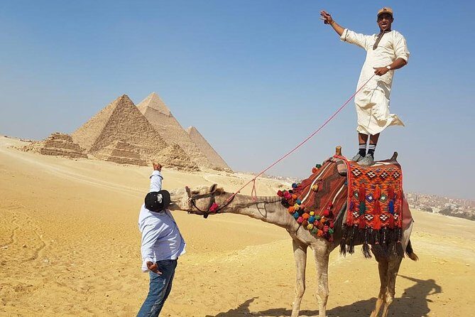 Day Tour To Pyramids of Giza and Egyptian Museum - The Pyramids of Giza: The Heart of the Tour