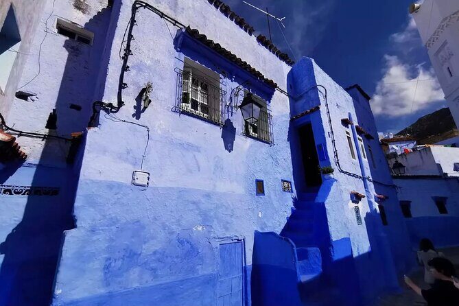 Day Trip from Casablanca to Chefchaouen With Tour Guide included - The Itinerary in Detail