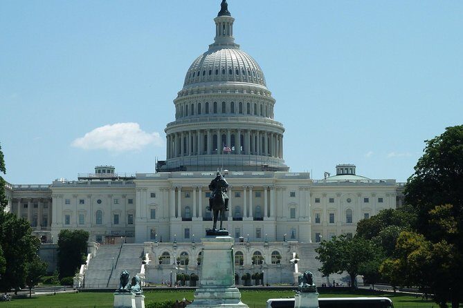 DC Presidential Sightseeing Bus Tour with U.S. Capitol Grounds - The Experience: What It Feels Like