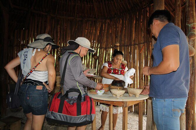 De Valladolid:Rio lagartos+Coloradas+Ek Balam+Cenote(Transporte) - The Transportation and Practical Details
