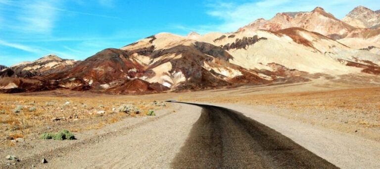 Death Valley: FullDay Tour from Las Vegas - First Sight: Entrance to Death Valley and Rhyolite Ghost Town