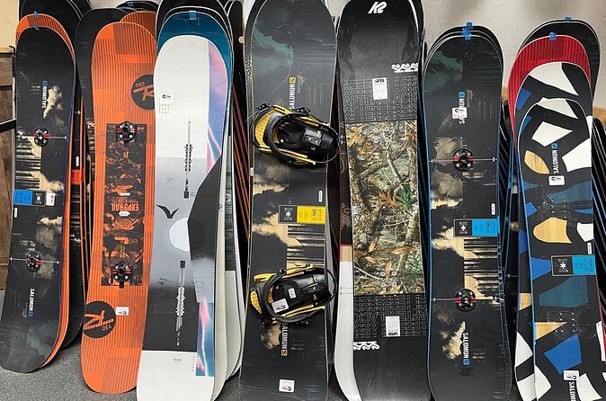 Demo Snowboard Rental Package for Salt Lake City - Cottonwood Resort - The Sum Up