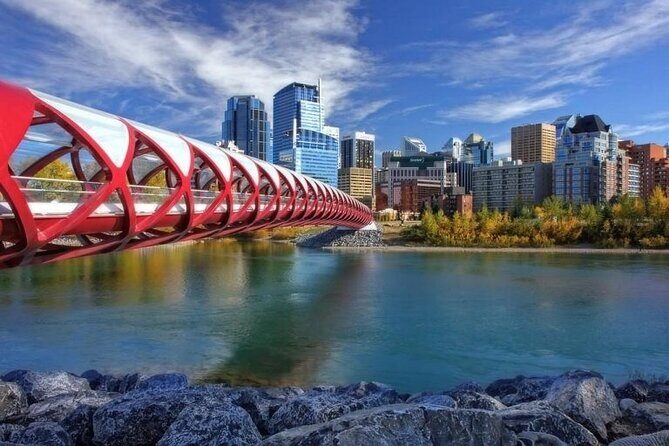 Departure Private Transfer: Calgary to Calgary Airport YYC in Luxury SUV - Why Choose a Private Transfer?