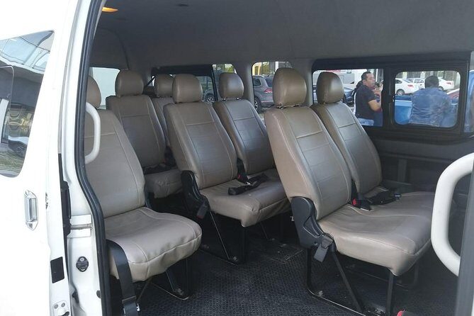 Departure Private Transfer Cancun to Cancun Airport CUN by Minivan or Minibus - What Makes This Transfer Stand Out?