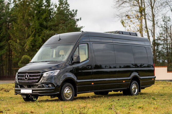 Departure Private Transfer Vancouver to Vancouver YVR or Cruise Port by Minibus - Who Should Consider This Service?
