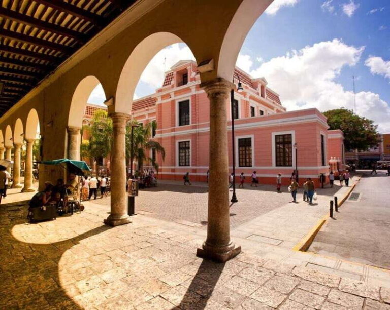 Desde Mérida: City Tour Mérida - The Authentic Charm of Mérida’s Streets and Architecture