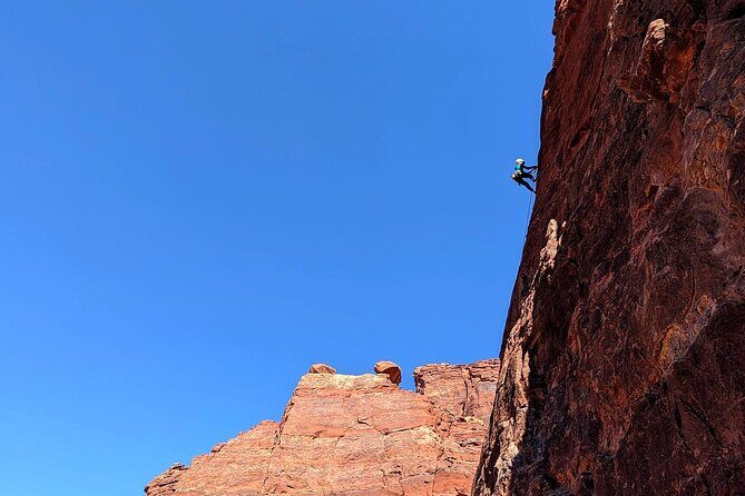 Desert Rock Climbing - Who Should Consider This Tour?