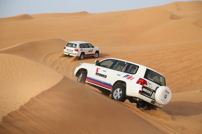 Desert Safari Drive with BBQ Dinner - The Dunes and Sunset: A Photogenic Moment