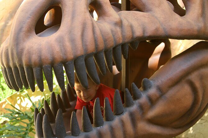 Dinosaur World Cave City
