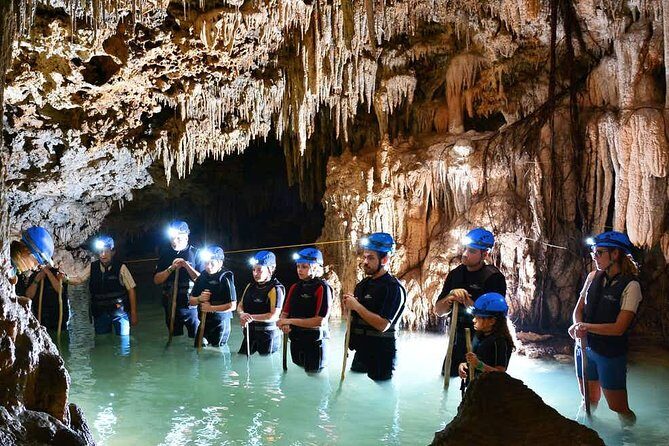 Discover a secret river in middle of the Jungle. Buffet included. - The Itinerary in Detail