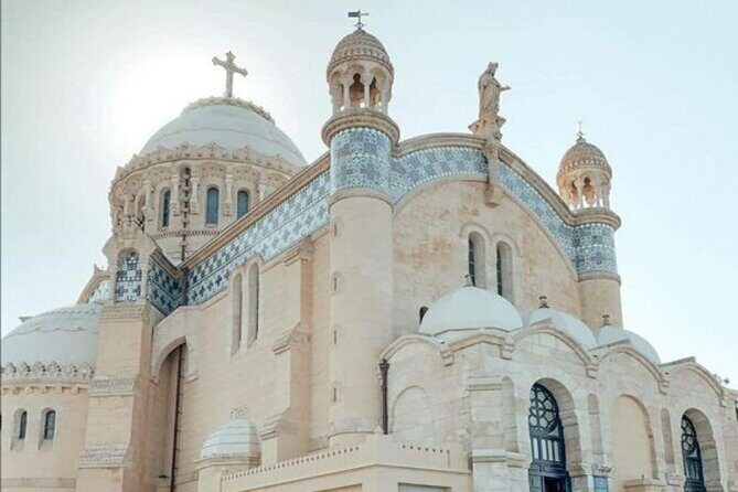 Discover Algiers and Tipaza on a 2 day private tour