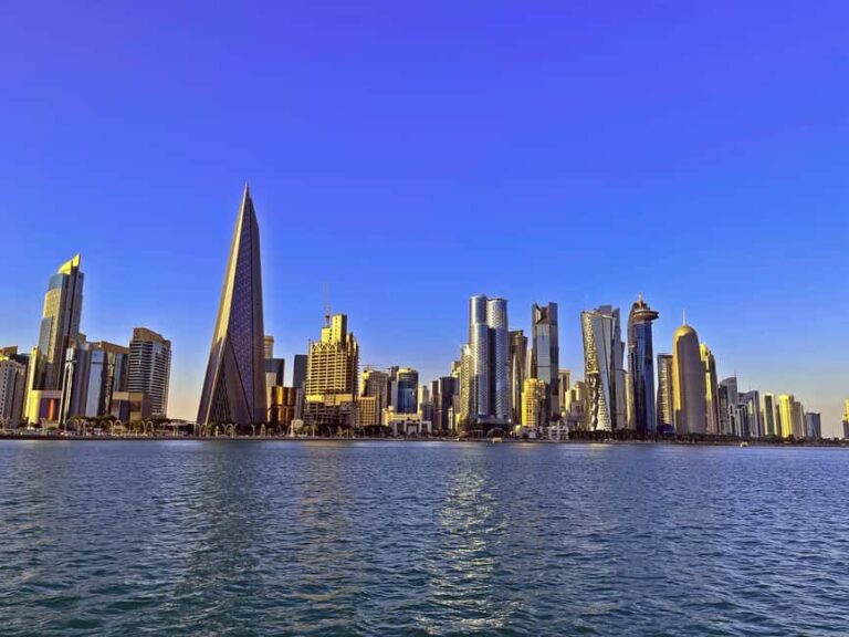 Discover Doha: A Fascinating City Tour with local guide - Detailed Breakdown of the Tour Experience