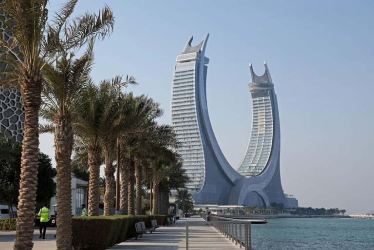 Discover Doha: Culture, Coastline & Modern Marvels Day Tour - Practical Details & What to Expect