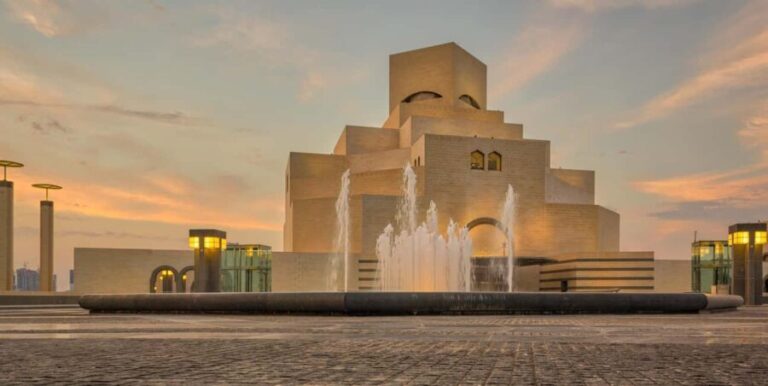 Doha: 2 Hour Express City Tour- Katara | Corniche | West Bay - Introduction