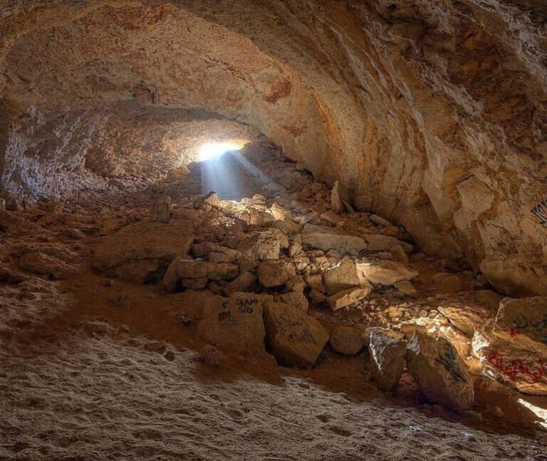 Doha: Guided Al Misfir Cave Tour - Practical Considerations and Tips