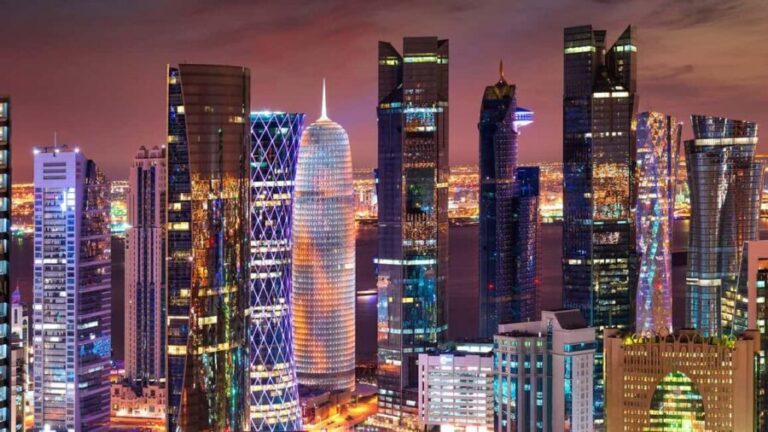 Doha Layover City Tour to Souq Waqif, Katara, & Pearl-Qatar - Key Points