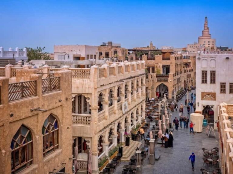 Doha: Visit Katara, Pearl, Souq Waqif, Museum, Cornishe - Transport, Timing, and Comfort