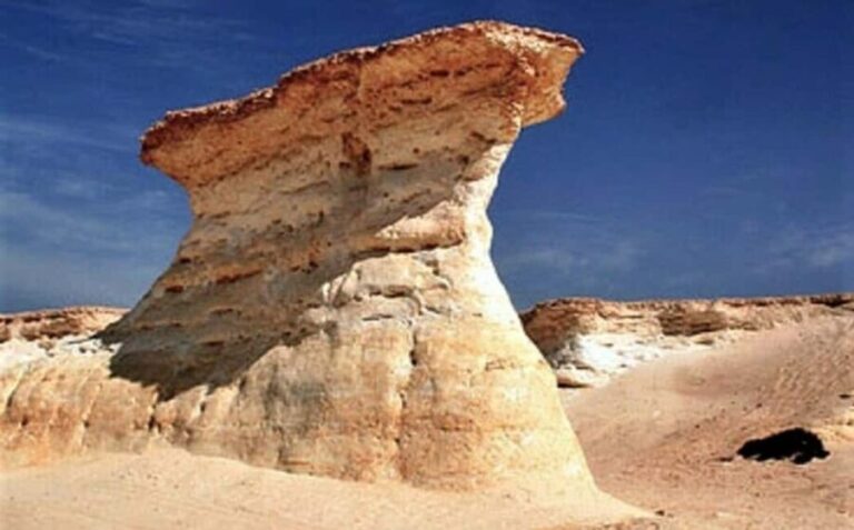 Doha: West Coast Tour ,Richard Serra Sculpture, Zekreet - Practical Details and Tips