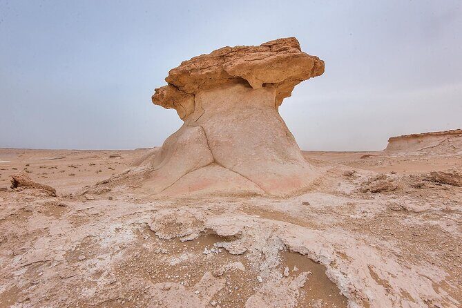 Doha West Qatar Richard Serra Sculpture, Mushroom Rock Tour - What Makes This Tour Stand Out?