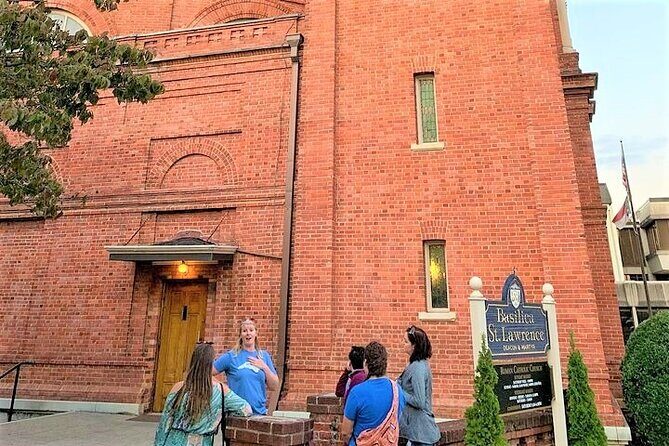 Downtown Asheville Tip-Based Sightseeing Walking Tour - Urban Trail and Local Tastings