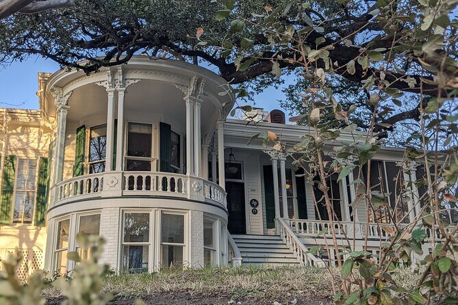 Downtown Austin Historical Architecture Walk - Who Should Consider This Tour?