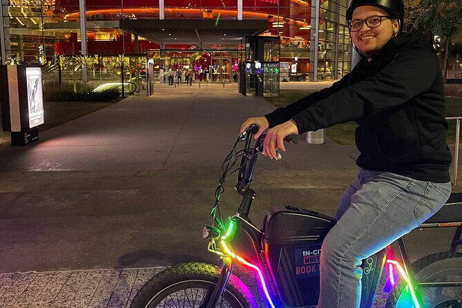 Downtown Dallas Night Sightseeing 2 Hour E-Bike tour - What to Expect During the Ride