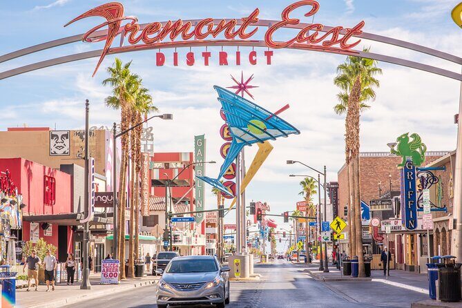 Downtown Vegas Food & Fun Tour with Food Tours of America - Who Should Consider This Tour?