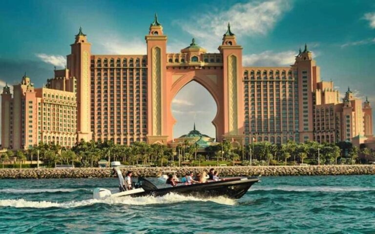 Dubai: 100-Min Speed Boat Tour, Atlantis & Burj Al Arab View - The Vessel and Comfort