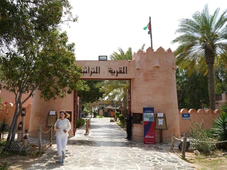 Dubai & Abu Dhabi: 2-Day Tour with Desert Safari - What Does the Tour Include & What Doesnt?