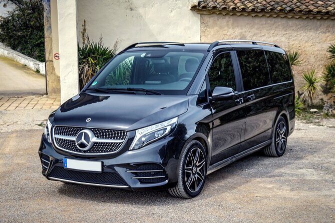Dubai Airport DXB Round-Trip Private Transfer in Luxury Van - Who Should Consider This?