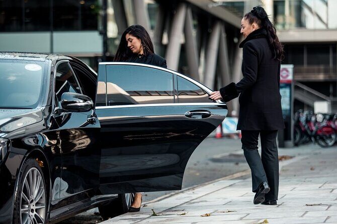 Dubai Airport to Dubai Hotel Transfers - Detailed Breakdown of the Experience