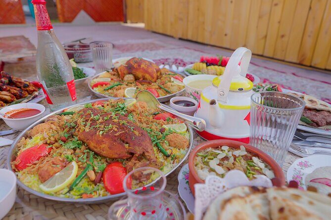 Dubai: Al Marmoom Oasis Vintage Safari: Camels, Stargazing & Meal - The Value of the Experience