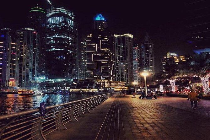Dubai By Night Tour - A Closer Look at the Dubai By Night Tour