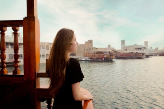 Dubai Creek Sightseeing Cruise with Unlimited Freshly Baked Pizza - Who Will Appreciate This Tour?